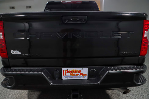 Used 2024 Chevrolet Silverado 2500 Custom w/ Custom Convenience Package image 9