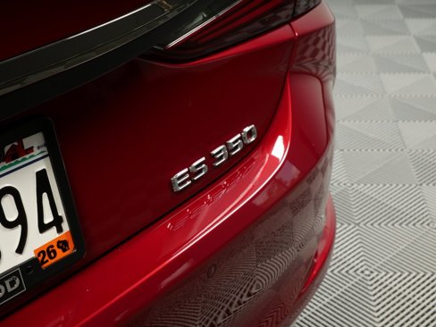 Certified 2025 Lexus ES 350 w/ Premium Package image 7
