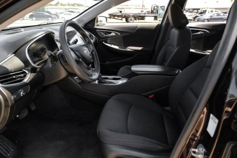 Used 2021 Chevrolet Malibu LT image 4