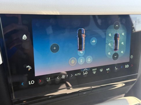 New 2025 Lincoln Navigator Reserve image 22