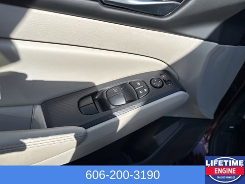 Used 2025 Nissan Altima 2.5 SV image 22