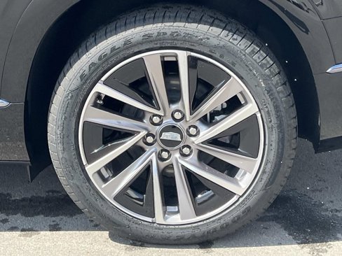 New 2026 Cadillac Vistiq Sport image 13