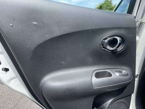 Used 2017 Nissan Juke S image 18