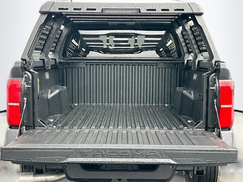 New 2025 Toyota Tacoma SR5 image 7