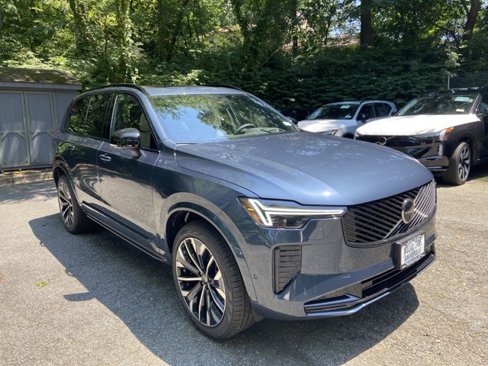 New 2026 Volvo XC90 B6 Ultra image 1