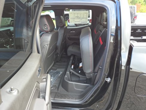 New 2026 Chevrolet Colorado Z71 w/ Technology Package image 34