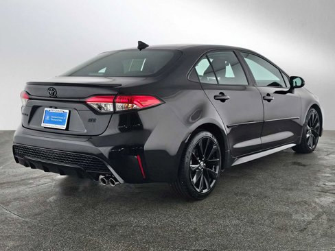 Used 2021 Toyota Corolla SE w/ Body Protection Package (TMS) image 3