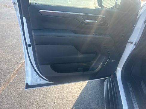 New 2025 Chevrolet Tahoe LT w/ Comfort Package image 11