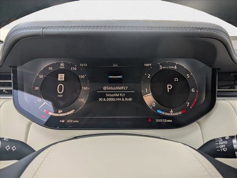 New 2025 Land Rover Range Rover SE image 11
