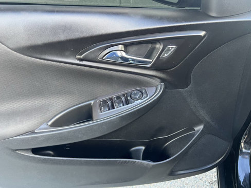 Used 2020 Chevrolet Malibu LT image 26