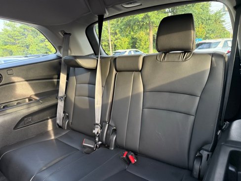 Used 2021 Honda Pilot Touring image 34