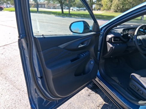 New 2026 Buick Envista Sport Touring w/ Convenience I Package image 8