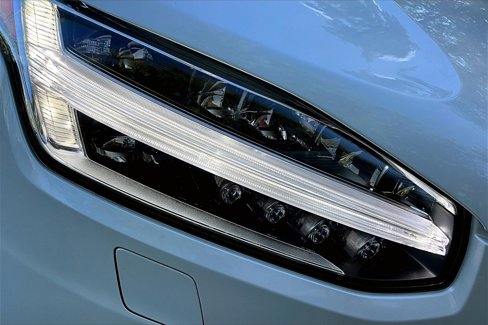 Certified 2024 Volvo XC90 B6 Plus w/ Protection Package Premier image 26