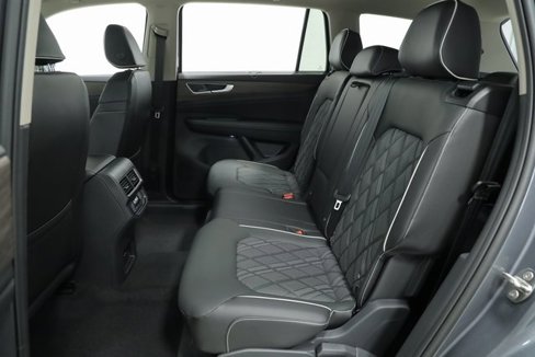 New 2025 Volkswagen Atlas SEL Premium R-Line image 29