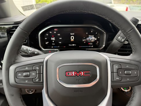 New 2026 GMC Sierra 1500 SLE w/ Preferred Package image 24
