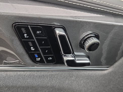 New 2026 Cadillac Escalade IQ Sport 1 w/ LPO, ONYX Package image 22