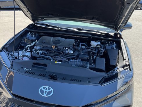 Used 2025 Toyota Camry XSE image 21