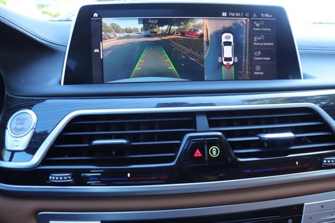 Used 2020 BMW 750i xDrive image 35