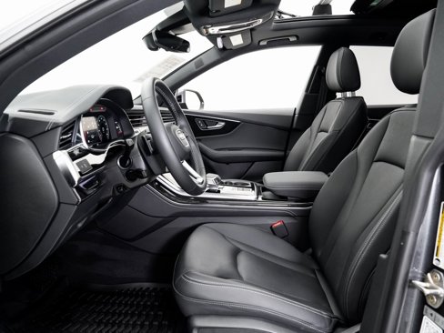 Certified 2025 Audi Q8 Premium Plus image 8