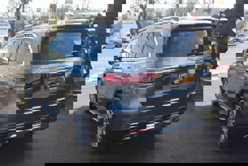 Used 2021 Mercedes-Benz GLS 450 4MATIC image 2