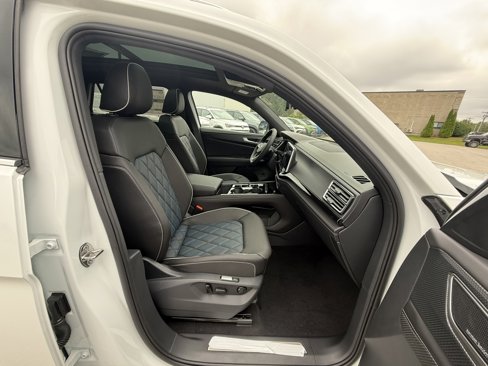 New 2025 Volkswagen Atlas Cross Sport SEL Premium R-Line image 24