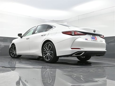 Used 2024 Lexus ES 350 w/ Premium Package image 31