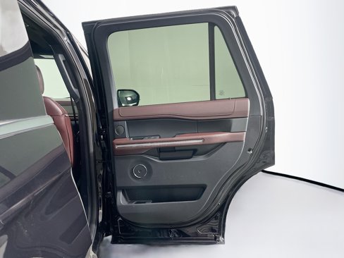 Used 2024 Ford Expedition Limited image 33