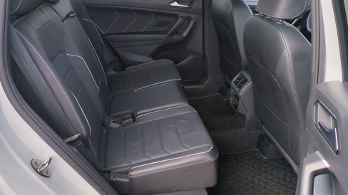 Used 2024 Volkswagen Tiguan SEL R-Line image 20