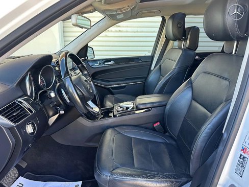 Used 2018 Mercedes-Benz GLS 550 4MATIC image 10