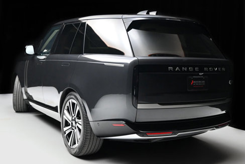 Used 2023 Land Rover Range Rover SE image 25