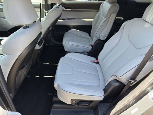 Used 2024 Hyundai Palisade SEL image 12