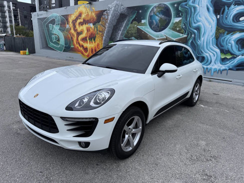 Used 2017 Porsche Macan image 1