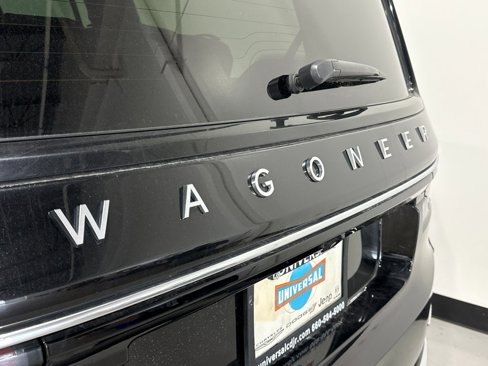 Used 2023 Jeep Wagoneer Series II image 36
