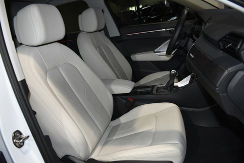Used 2021 Audi Q3 2.0T Premium Plus w/ Premium Plus Package image 8