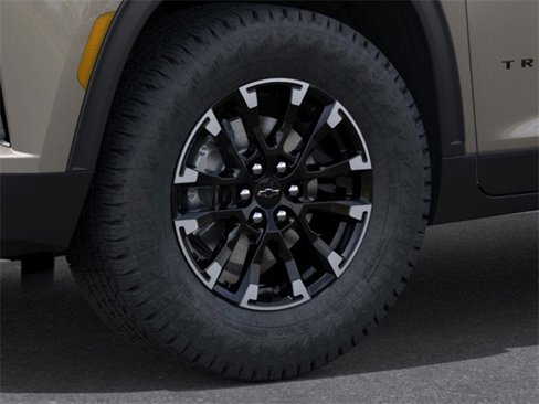 New 2026 Chevrolet Traverse Z71 w/ Driver Confidence Package image 9
