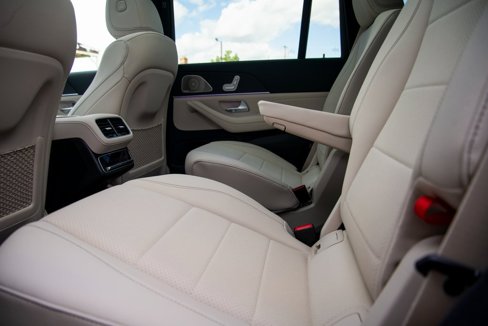 Used 2025 Mercedes-Benz GLS 450 4MATIC image 23