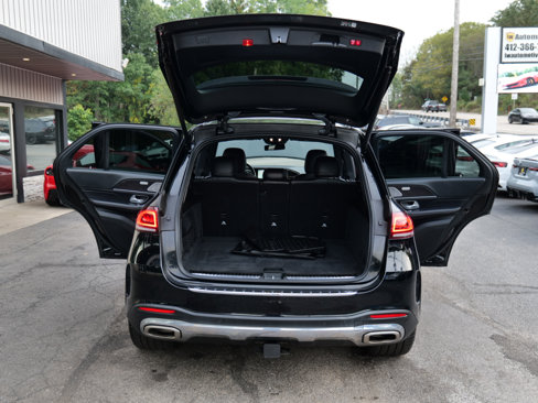 Used 2022 Mercedes-Benz GLE 450 4MATIC w/ AMG Line Exterior image 60