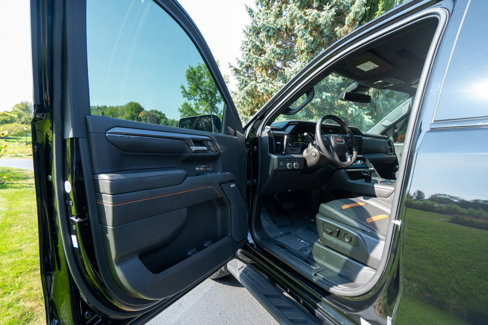 Used 2023 GMC Sierra 1500 AT4 image 12