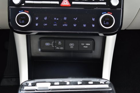 New 2026 Hyundai Tucson Limited image 39