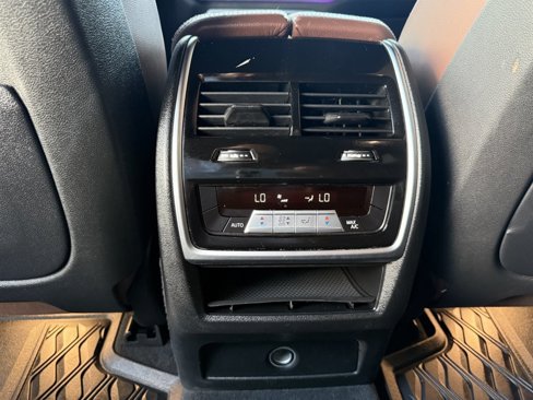 Used 2020 BMW X5 sDrive40i w/ Premium Package image 16