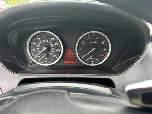 Used 2008 BMW 650i Convertible image 12