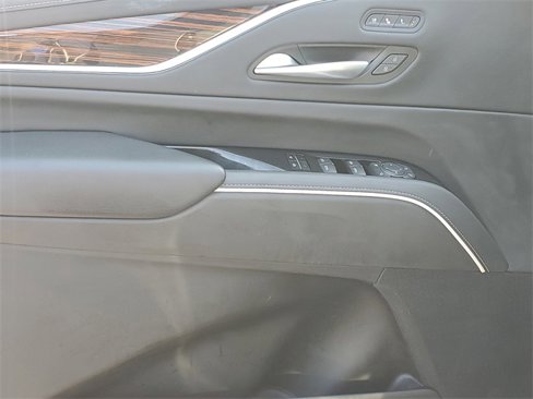 Used 2023 Cadillac Escalade Premium Luxury w/ LPO, Radiant Package image 15