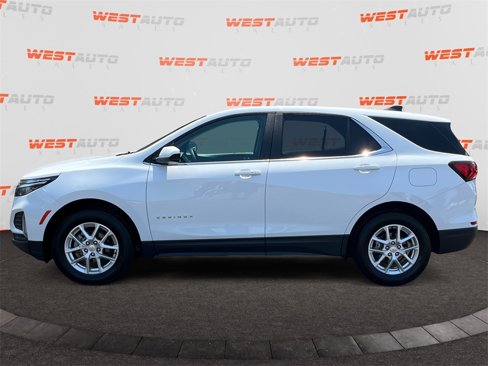 Used 2022 Chevrolet Equinox LT image 2