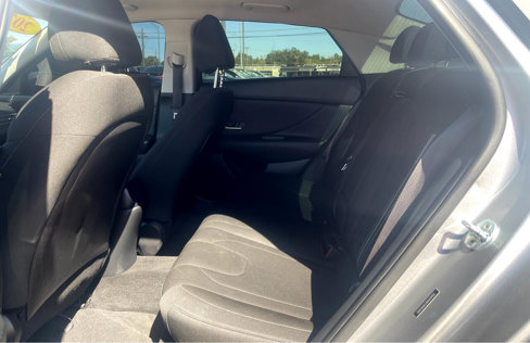 Used 2021 Hyundai Elantra SEL w/ Convenience + Premium Package image 12