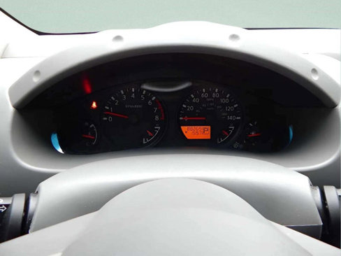 Used 2016 Nissan Frontier SV image 16