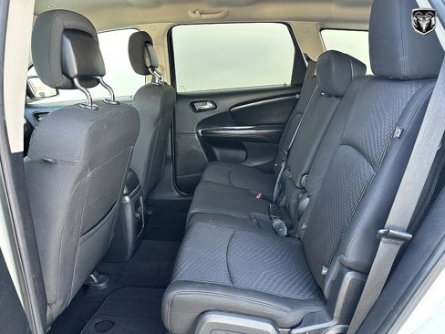 Used 2018 Dodge Journey SXT w/ Connectivity Group image 15