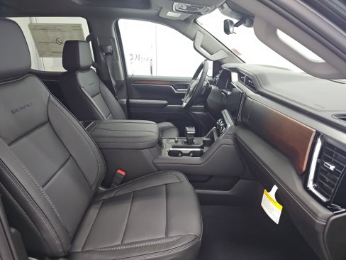 New 2026 GMC Sierra 1500 Denali w/ Denali Reserve Package image 12