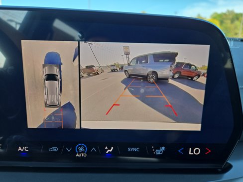 New 2026 Chevrolet Traverse LT w/ Driver Confidence Package image 27