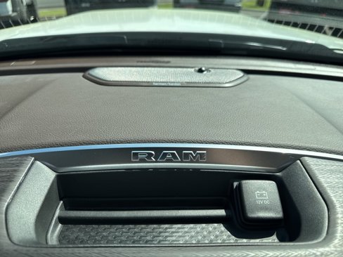 New 2025 RAM 3500 Laramie image 38