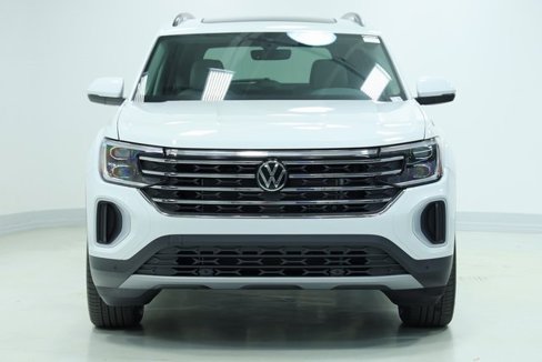 New 2026 Volkswagen Atlas SE image 2